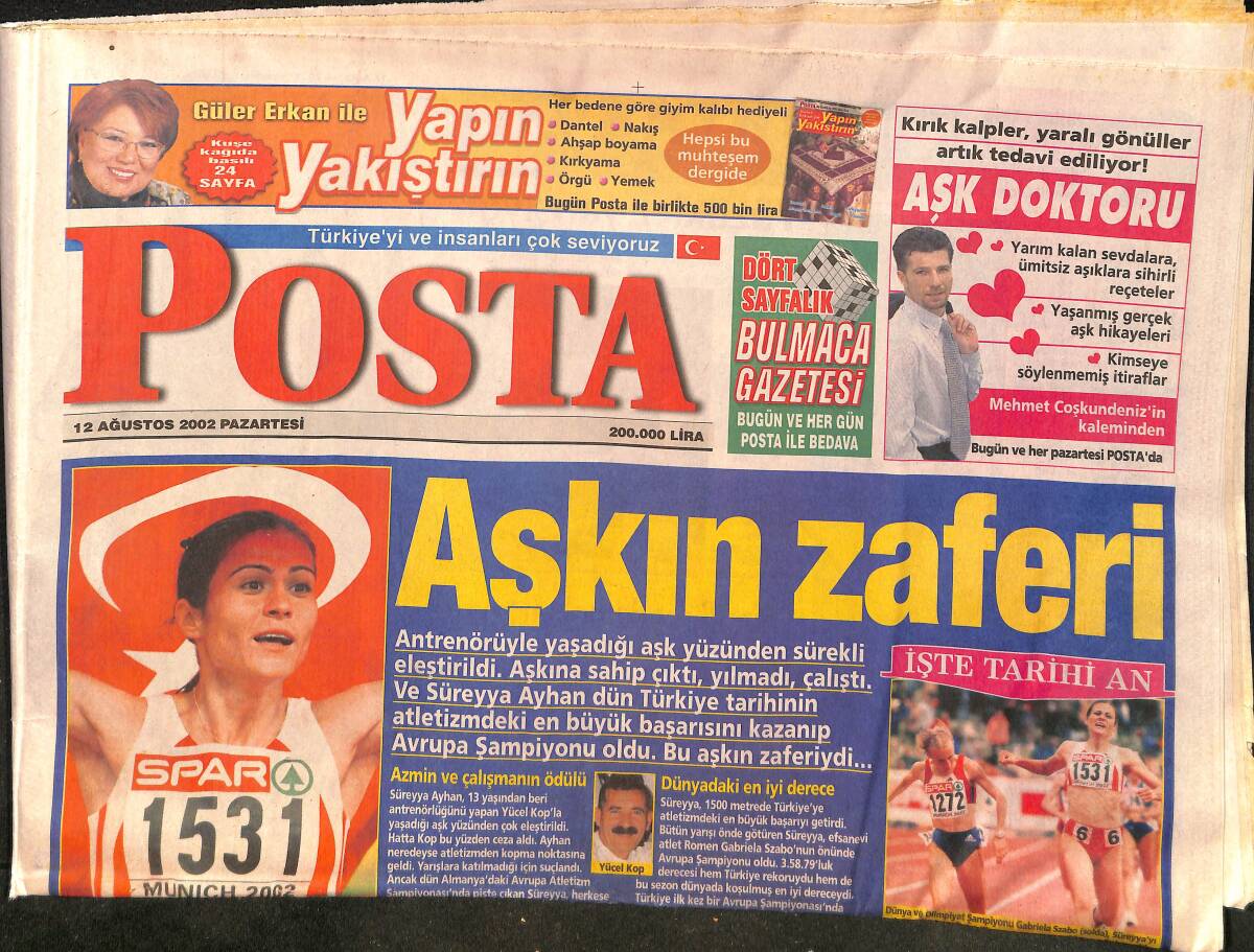 Posta Gazetesi 12 Ağustos 2002 - Ligde Haftanın Lideri Galatasaray - Türkiye'nin Artık Kamikaze Uçakları Var GZ157238 - 1