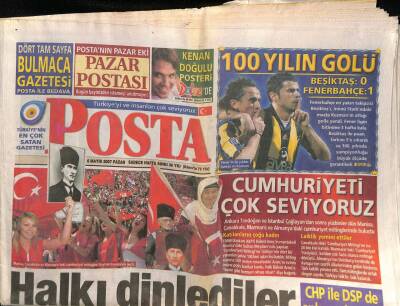 Posta Gazetesi 6 Mayıs 2007 - Şebnem Berrak A. Tanınmamak İçin Yüzünü Sakladı GZ82713 - 1