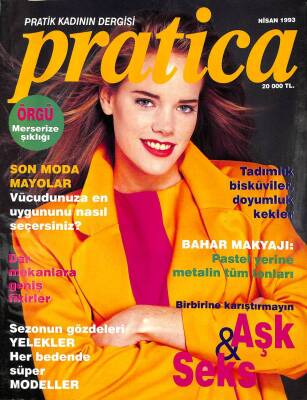 Pratica Dergisi Nisan 1993 - Sibel Can , Manevi Değeri Olan Bir Takıyı İle Kurtarılacak Şey Olarak Gösteriyor ( Paftası Mevcut ) DRG1121 - 1