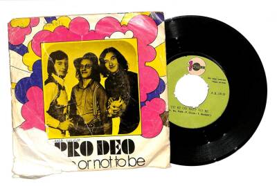 Pro Deo - Koo Koo LooTo Be Or Not To Be (107) PLK16793 - 2