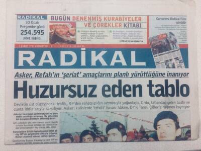 Radikal Gazetesi - 1 Şubat 1997 - Huzursuz Eden Tablo GZ46763 - 1