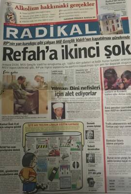 Radikal Gazetesi 11 Ağustos 1997-Refaha İkinci Şok GZ45492 - 1