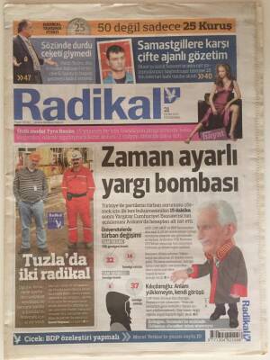 Radikal Gazetesi 21 Ekim 2010 - Zaman Ayarlı Yargı Bombası Üniversitelerde Türban Değişimi GZ31472 - 1