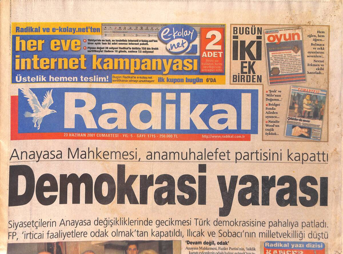 Radikal Gazetesi 23 Haziran 2001 - Sertab Erener: Sadeleşiyorum Ben - Jardel'i Banka İstiyor GZ2934 - 1
