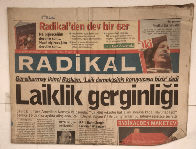 Radikal Gazetesi 23 Şubat 1997 - İstanbulun Elektriği Felç GZ5114 - 1