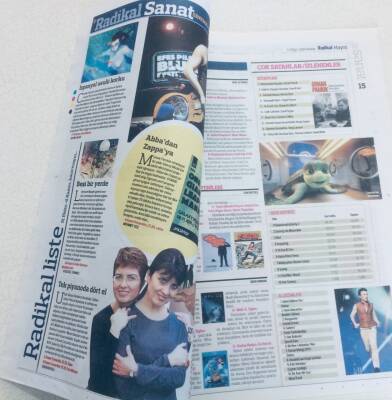 Radikal Gazetesi - 31 Ekim 2010 - Fuarı Bir Değil İki Bakan Açtı GZ46269 - 2