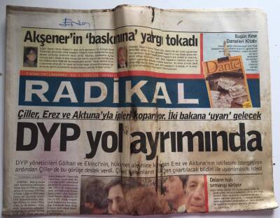 Radikal Gazetesi 9 Nisan 1997 - Türkeşe Ankarada Miting Gibi Cenaze GZ39045 - 1