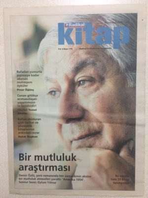 Radikal Gazetesi Kitap Eki 30 Temmuz 2004 - Bir Mutluluk Araştırması GZ27338 - 1