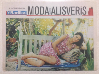 Radikal Gazetesi Moda Eki - 21 Mayıs 2004 - Nihayet Yaz Geldi GZ24330 - 1