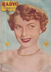 Radyo Magazin Sayı27 27 Mayıs 1951 Ayten Arkman, Ahmet Üstün, Zehra Bilir, Süzan Yakar Rutkay NDR42028 - Gökçekoleksiyon