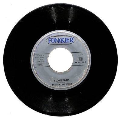 Ramsey Lewis Trio - I Love Paris - Here T Is (106.5) PLK16529 - 1