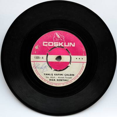 Rıza Konyalı - Yanlış Kapımı Çaldın PLK4921 - 1
