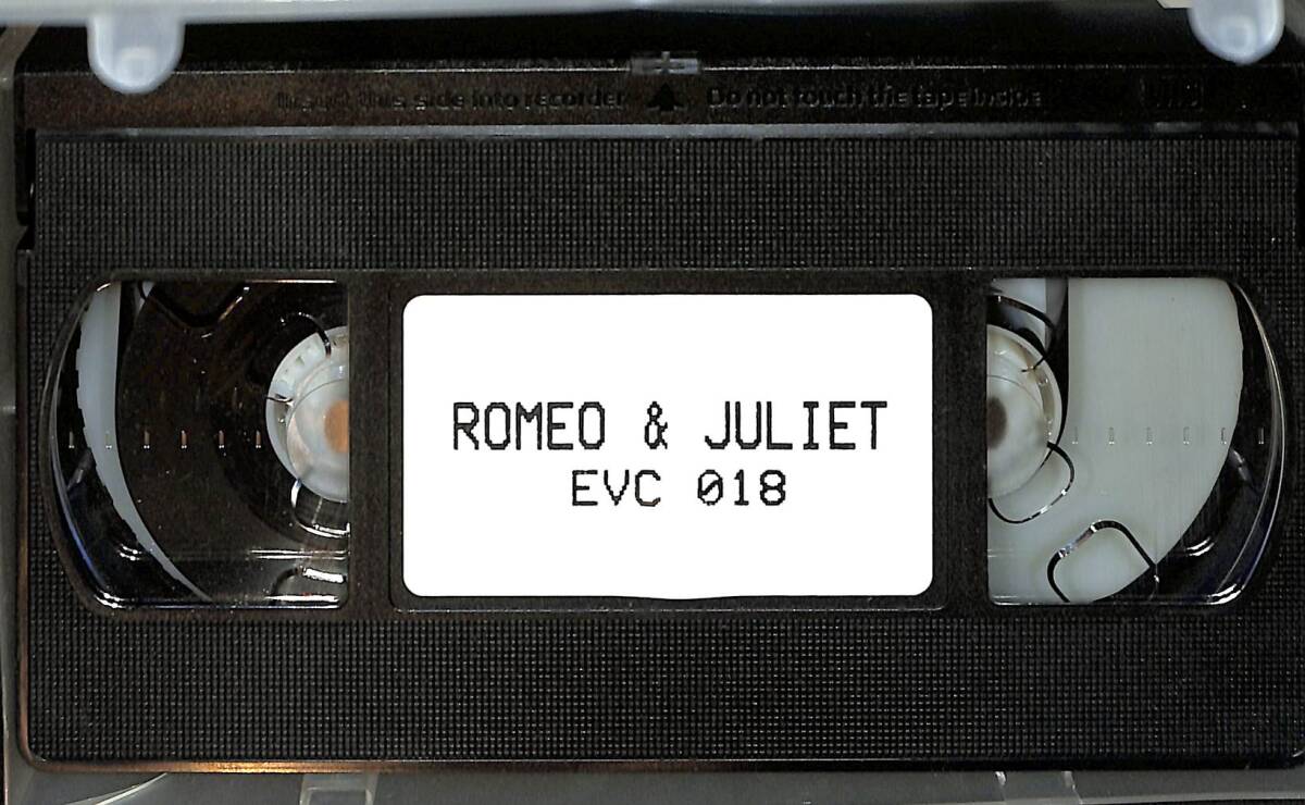 ROMEO AND JULIET~ Royal Ballet VHS Film (İkinci El) VHS16 - 2