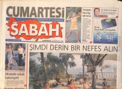 Sabah Cumartesi Gazetesi 19 Ağustos 2000 - Bafa'da Huzura Erdiler - Cem Karaca'nın Albümünden GZ3181 - Gökçekoleksiyon