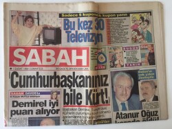 Sabah Gazetesi 1 Şubat 1992 - Demirel Türkiyedeki Kürtlerin Durumunu Soran Yabancı İş Adamalarına Cumhurbaşkanımız da Kürt Kökenli Hiç Bir Problemimiz Yok Dedi GZ11671 - 2