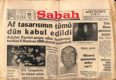 Sabah Gazetesi 12 Temmuz 1966 - Avrupaya Eroin Kaçıran Şebeke Tutuldu GZ82072 - 1