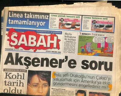 Sabah Gazetesi 28 Eylül 1998 - Polis Şefi Orakoğlunun Çakıcıyı Yakalamak İçin Amerikaya Ekip Göndermesini Engellediniz Mi ? GZ120838 - 1