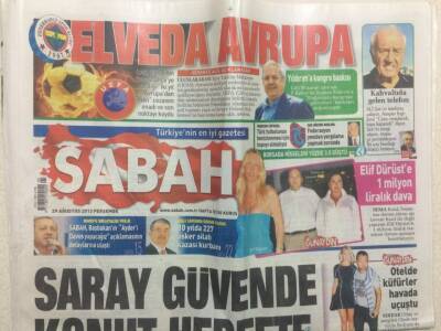Sabah Gazetesi 29 Ağustos 2013 - Serdar Ortaç İle Sevgilisi Arasında Kavga Çıktı,Küfürler Havada Uçuştu GZ29731 - 1