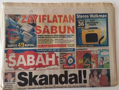 Sabah Gazetesi 3 Aralık 1995 - Mesut Yılmaz Siyasi Çıkar Uğruna Türkiyenin Gümrük Birliği Üyeliğini Tehlikeye Düşürdü GZ18525 - 1