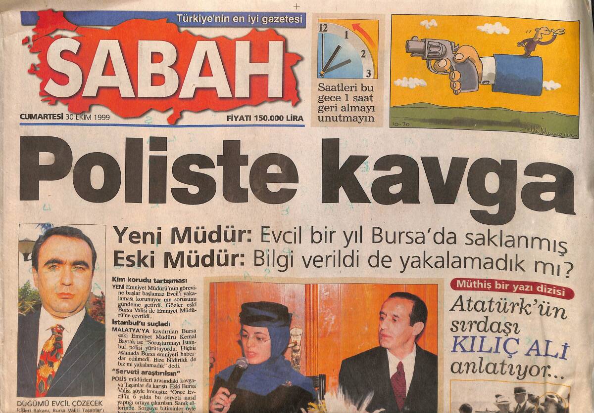 Sabah Gazetesi 30 Ekim 1999 - Anıtkabir'i Bir Gün 700 Bin Kişi Ziyaret Etti - Devlet Kesesinden Milletvekillerine 29 Milyarlık Hediye GZ158095 - 1