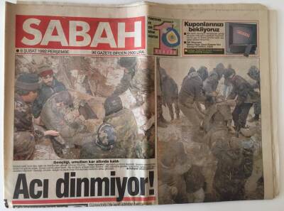 Sabah Gazetesi 6 Şubat 1992 - Türk Müziğinin 1992 Oscarları Sezen Aksu, Kayahan,Muazzez Abacı, Zeki Müren GZ11665 - 2
