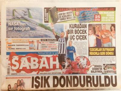 Sabah Gazetesi 7 Ağustos 2010 - Işık Donduruldu,Koşaner Askıda GZ40242 - 1