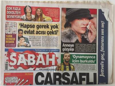 Sabah Gazetesi 7 Şubat 2009 - Annesi Emral Avşarı Kaybeden Hülya Avşar Cenaze Töreninde Gözyaşlarını Tutamadı GZ26962 - 1