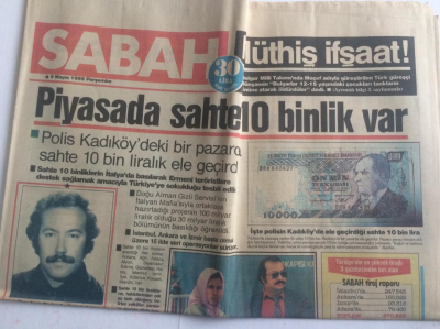 Sabah Gazetesi 9 Mayıs 1985 - Bedri Koraman Banu Alkana Karikatür Çizmeyi Öğretiyor - GZ15106 - 1