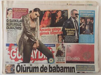 Sabah Gazetesi Günaydın Eki 17 Nisan 2009 - Orhan Gencebay Ünlülerin Eğlence Mekanı Al Jamale Gitti Batsın Bu Dünya Şarkısını Seslendirdi GZ28122 - 1