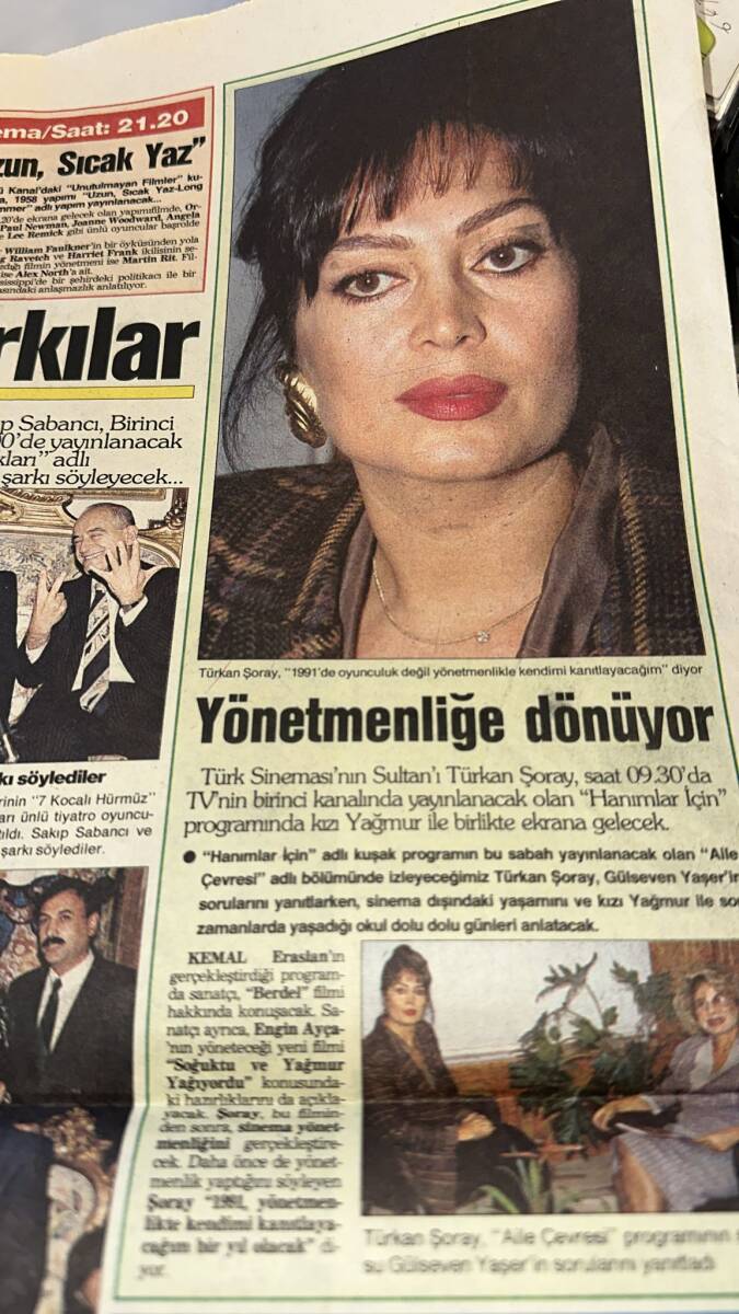 Sabah Gazetesi Melodi Eki 31 Ekim 1990 - Türkan Şoray Yönetmenliğe Dönüyor - Sakıp Sabancı'dan Şarkılar GZ138183 - 2