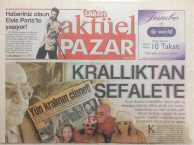 Sabah Gazetesi Pazar Aktüel Eki 4 Ocak 2004 - Elvis Presley Yaşıyor Ve Pariste Sahneye Çıkıyor GZ24224 - 1