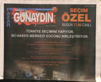 Sabah Gazetesi Pazar Günaydın Eki 7 Haziran 2015 - Tarkan , Hayranlarının Öpücük İsteğini Hiç Geri Çevirmiyor GZ116703 - 1