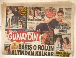 Sabah Günaydın Gazetesi 22 Ağustos 2011 - Heykelini Bir Türlü Yapamıyorlar GZ7207 - 2