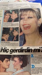 Sabah Yıldızı Gazetesi 23 Şubat 1986 - Zeki Müren , Anlattığı Fıkrayla Herkesi Kırıp Geçirdiği Kokteylde , Kıyafetiyle de İlgi Topladı... GZ114230 - 2