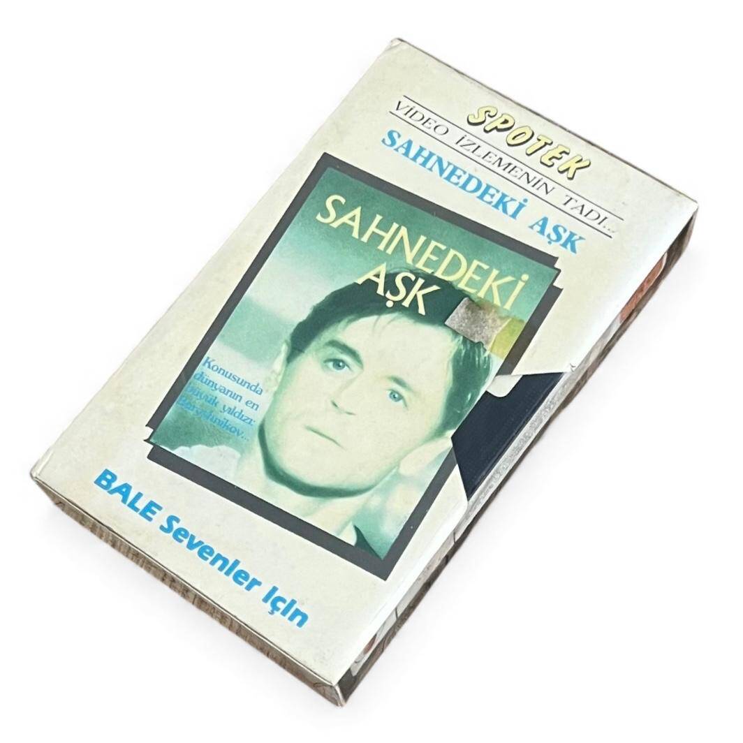 SAHNEDEKİ AŞK - BALE SEVENLER İÇİN - BETA - Açılmamış Jelatininde DVD2818 - 1