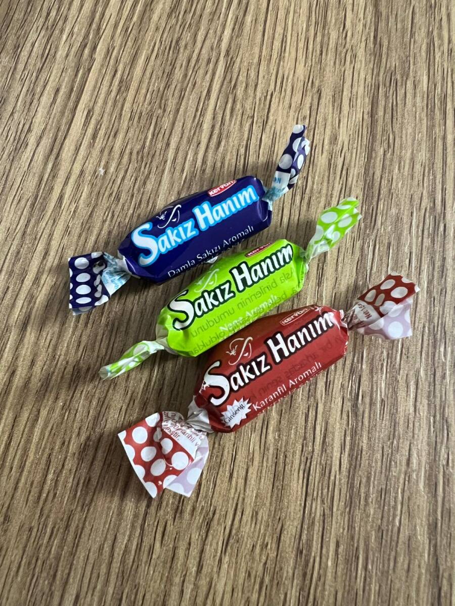 SAKIZ HANIM (KERVAN) 2005 Üç Farklı Çeşit Şekersiz Sakız #SKZ2041 - 2
