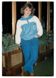 Sandra Kim Büyük Boy Kartpostal KRT4707 - Gökçekoleksiyon