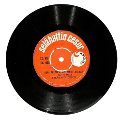 Selahattin Cesur - Aşk Mahkumu Seni Allah Verdi Kimse Alamaz Plak (107) PLK20322 - 2