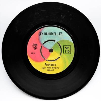 Şen Bahriyeliler - Anayasso (107) PLK5916 - 1