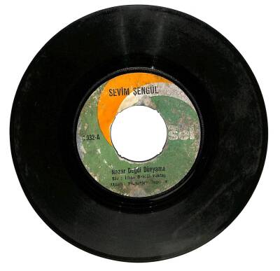 Sevim Şengül - Nazar Değdi Dünyama O Ağacın Altını Plak (106) PLK20298 - 1