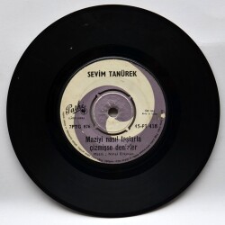 Sevim Tanürek - Maziyi Nasıl Taşlarla Çizmişse Denizler PLK3711 - 1