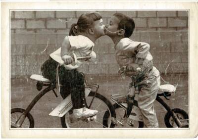 Sevimli Çocuklar Temalı Kartpostal Büyük Boy KRT5632 - 1