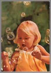 Sevimli Küçük Kız Orta Boy Kartpostal KRT5142 - Gökçekoleksiyon