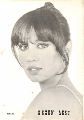 SEZEN AKSU BÜYÜK BOY KARTPOSTAL (25X34 CM) KRT18465 - 1