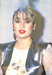 Sezen Aksu Kartpostal (Küçük Boy) KRT23018 - Gökçekoleksiyon