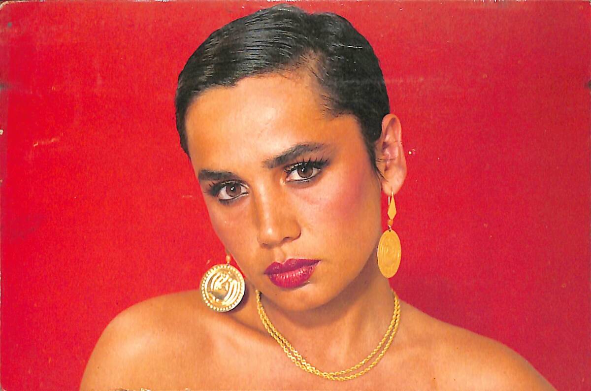 Sezen Aksu Kartpostal (Küçük Boy) KRT23356 - 1
