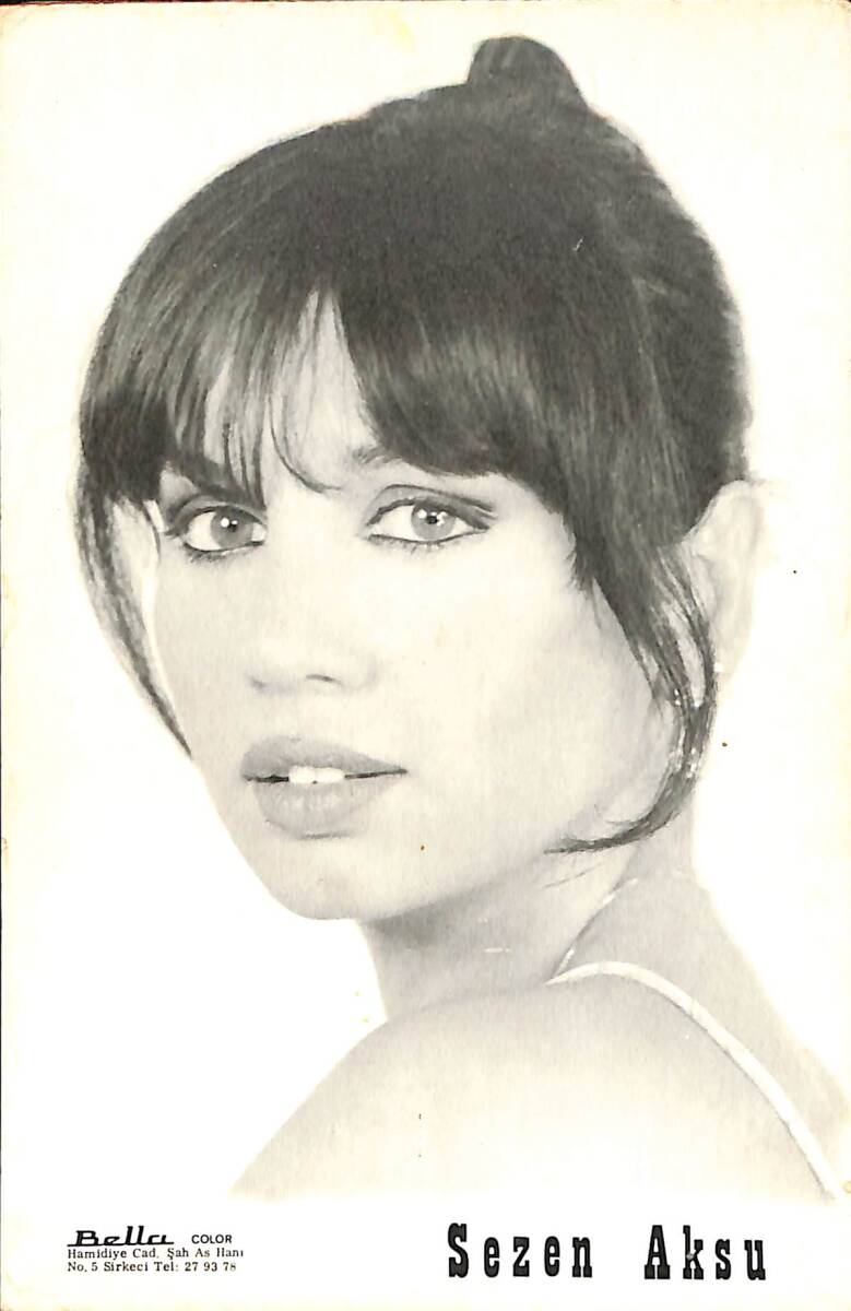 Sezen Aksu Siyah Beyaz Kartpostal (Küçük Boy) KRT23352 - 1