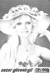 Sezer Güvenirgil Siyah Beyaz Kartpostal (Küçük Boy) KRT23092 - Gökçekoleksiyon