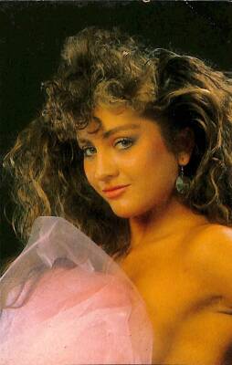 Sibel Can Kartpostal KRT8324 - 1