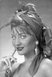 Sibel Can Kartpostal (Küçük Boy) KRT20025 - Gökçekoleksiyon